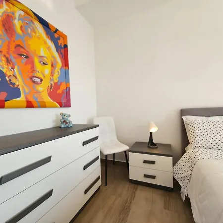 La Finestra Sul Porto Apartamento
