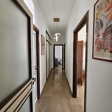La Finestra Sul Porto جنوة